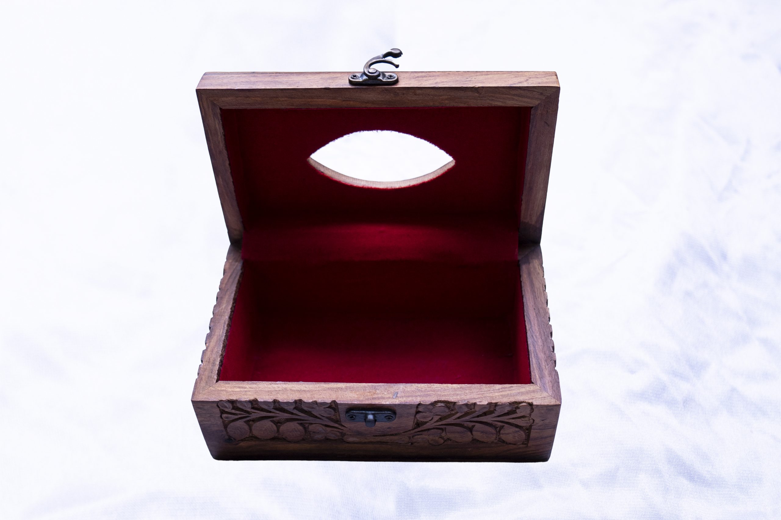 Wooden Tissue Box small - Image 3